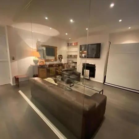Large Studio Flat In Kensington London Exterior photo