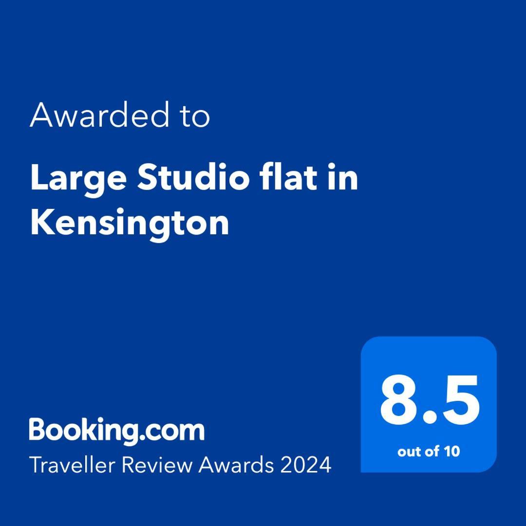 Large Flat In Kensington *